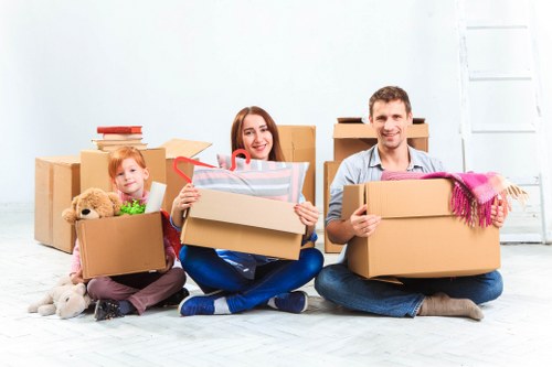 Professional removal truck hire support for flats, offices, and shops in Shoreditch