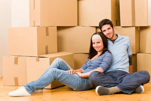 Shoreditch van transport service for safe and efficient item moving