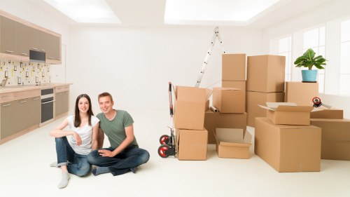 Final complaint response and closure stage for moving services